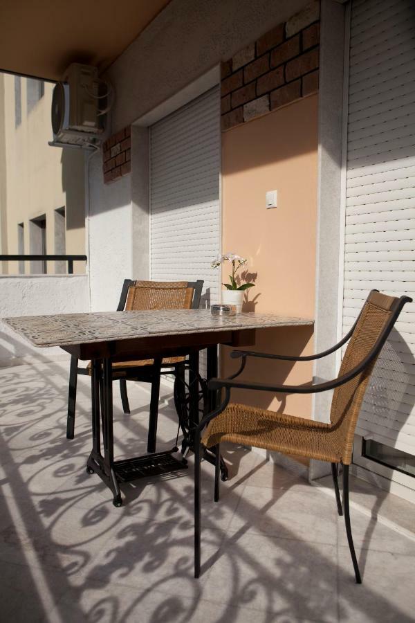 New Stylish And Cozy House Near Metro Station Apartment Thessaloniki Exterior photo