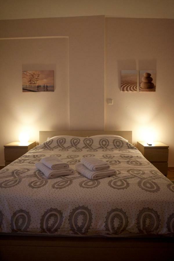 New Stylish And Cozy House Near Metro Station Apartment Thessaloniki Exterior photo