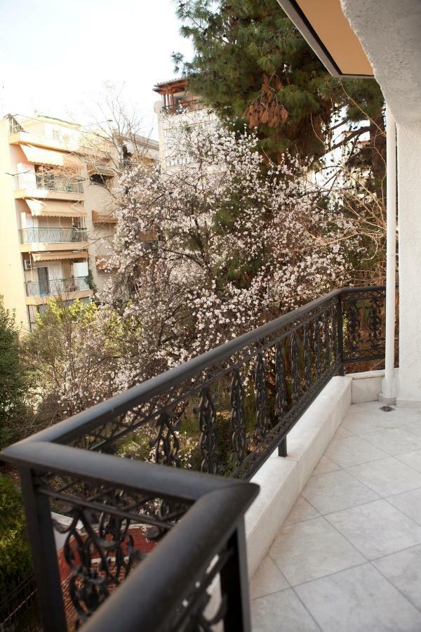 New Stylish And Cozy House Near Metro Station Apartment Thessaloniki Exterior photo