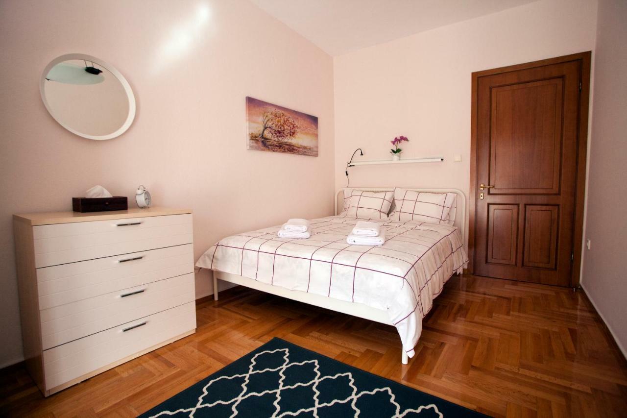 New Stylish And Cozy House Near Metro Station Apartment Thessaloniki Exterior photo