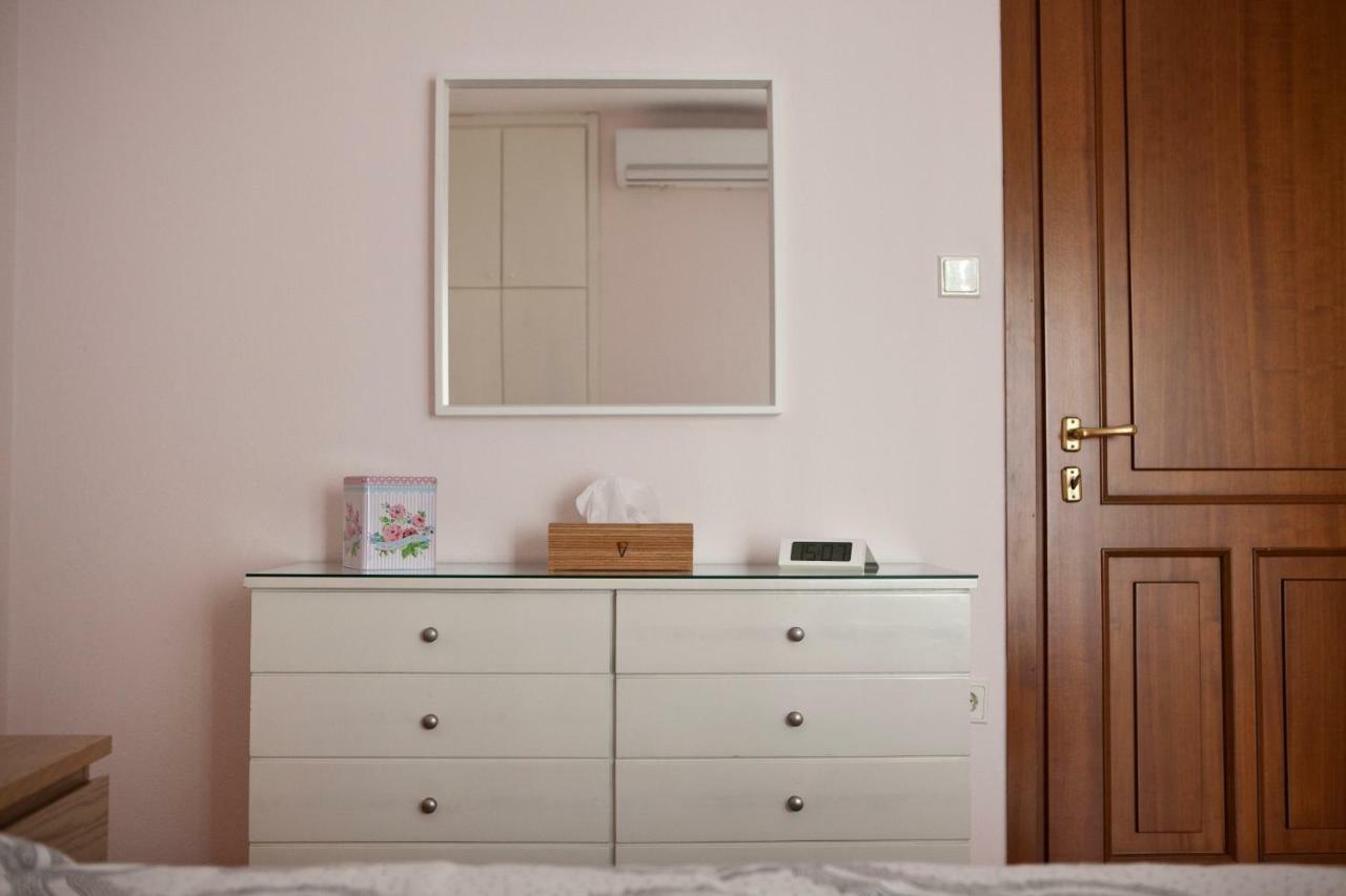New Stylish And Cozy House Near Metro Station Apartment Thessaloniki Exterior photo